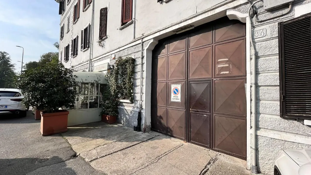 Cozy Nest Apartment Milan 0*,